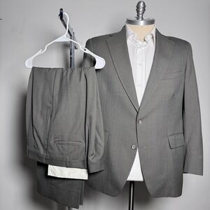 Jos A Bank Suit Mens 44R 38x29 Grey Pinstripe Executive Collection 2-Button Wool